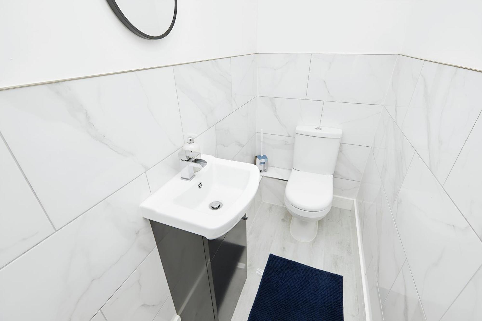 Modern Home In Derby City Centre - Free Gated Parking Bagian luar foto